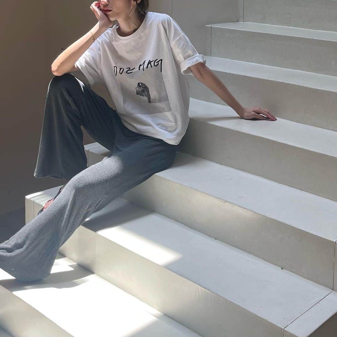 チャン・チュンニンのインスタグラム：「學會與自己和解 與生活和解   #doemagtee」