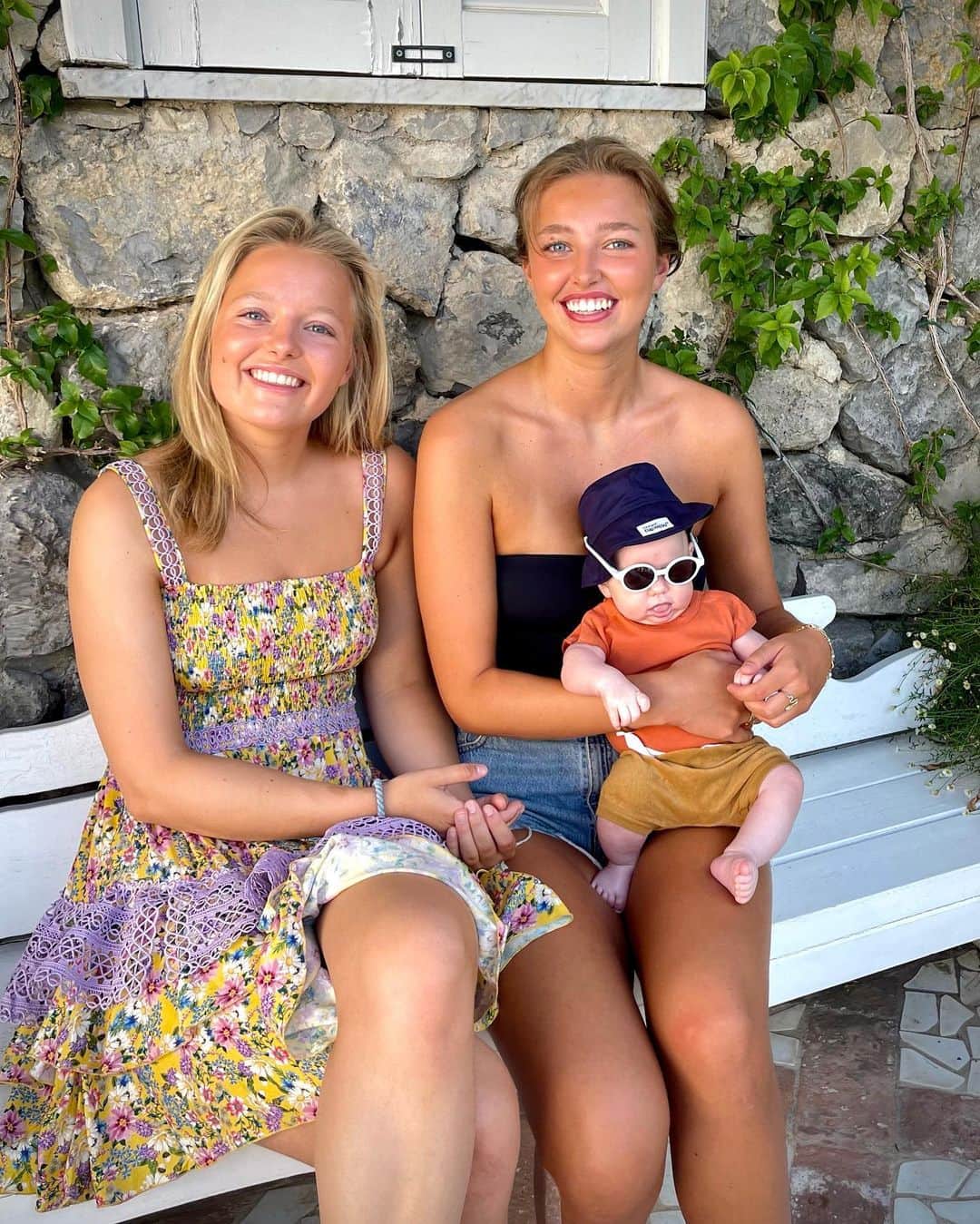 ヨアヒム・ローニングのインスタグラム：「Weekend at Haakon’s ❤️❤️❤️」