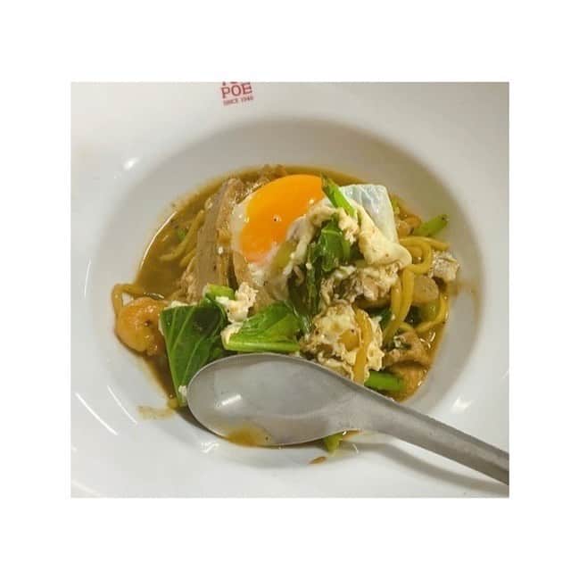 高橋メアリージュンさんのインスタグラム写真 - (高橋メアリージュンInstagram)「Mee ton poe! ミートンポー！ 80 Thai Barts with egg🥚 It was good!  卵付きだと300円くらい！ 美味しい！  #Thaifood #phukettrip  #ミートンポー」8月7日 20時18分 - maryjuntakahashi
