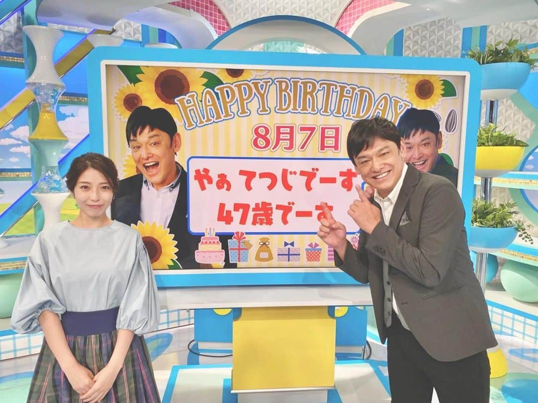 小椋寛子さんのインスタグラム写真 - (小椋寛子Instagram)「てつじさん、お誕生日おめでとうございます😆🎉 素敵な1年になりますようにお祈りしております😊✨  #おは土 #おはよう朝日土曜日です #ABCテレビ #シャンプーハット #てつじさん」8月7日 22時31分 - ogura_hiroko