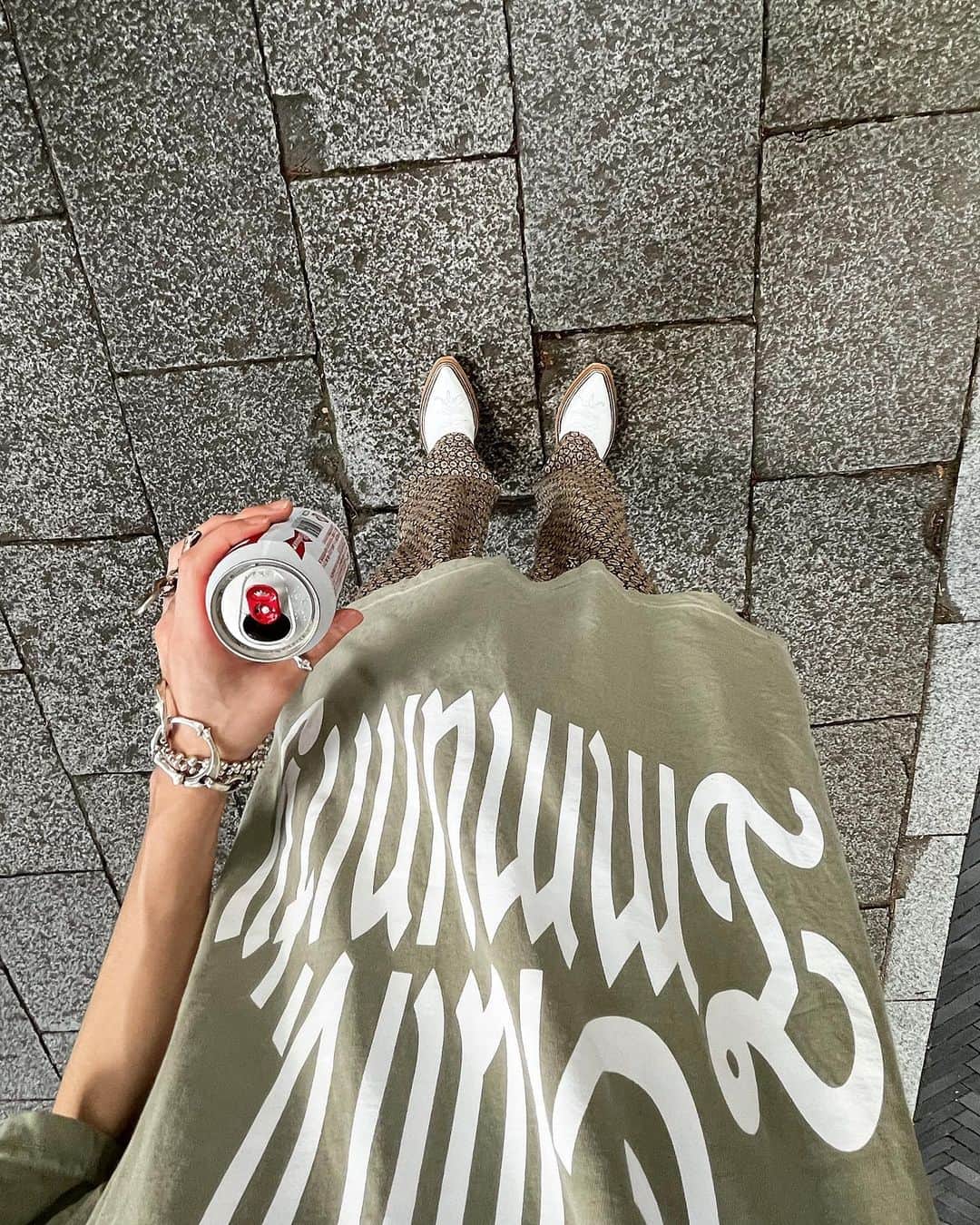 福島 理久さんのインスタグラム写真 - (福島 理久Instagram)「🎐 夏にブーツ履くと足が臭います 夏感じますね、！」8月7日 22時41分 - sennoriq