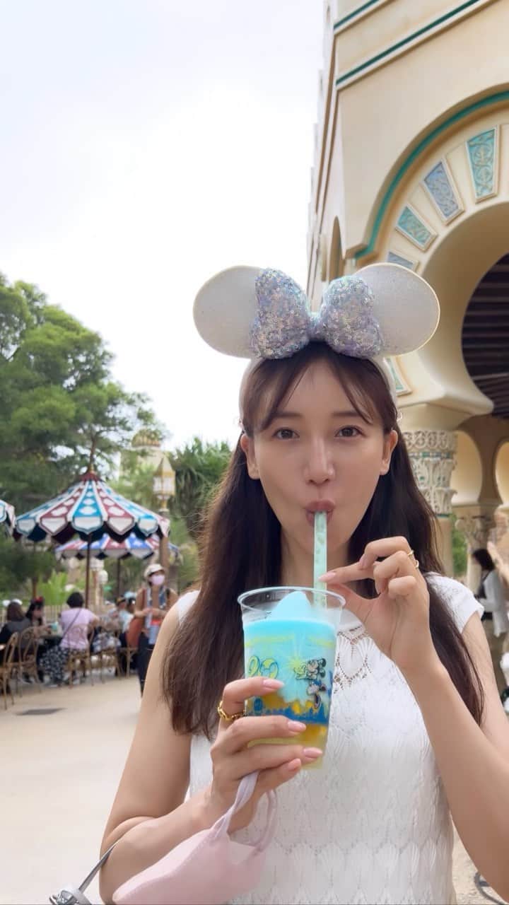森川侑美のインスタグラム：「🐭🏰 食べて、飲んで、また食べて飲んで🧋🍪🥤🧇...  夢のような2日間を満喫🤤🤤🤍  #東京ディズニーランド #東京ディズニーシー #tokyodisneyland  #tokyodisneysea」