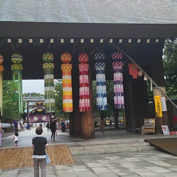 のインスタグラム：「靖国神社参拝なう」
