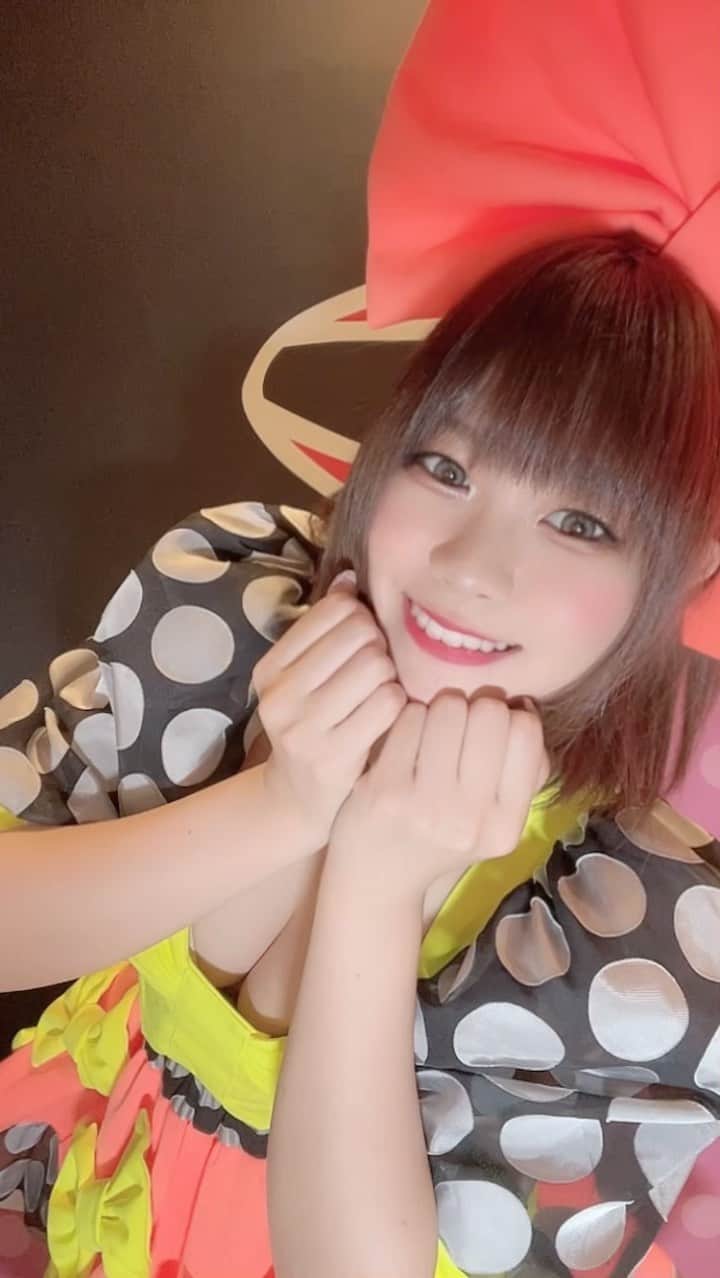 えれなのインスタグラム：「今日も豪華セトリです💘  １ｓｔ👉フォーチュン👑WWT👑 ２ｎｄ👉Ｇｅｅ🎤アイソレーション🎤 ３ｒｄ👉TWICE👑  華金楽しみましょう(*˙˘˙*)💕  . #バーレスク大阪#バーレスク大阪えれな  #バーレスク#バーレスク東京 #北新地#大阪観光  #ショートカット  #ショートヘア#ショートヘアー女子  #童顔女子#ロリ#キャバ嬢 #アイドル#ショークラブ #ロリ巨乳#ショーパブ #グラビア撮影 #ロリ顔 #大阪#梅田#ショートヘアー  #グラドル自撮り部 #童顔巨乳 #エンタメ活動を止めない  #burlesque#burlesqueosaka #burlesquetokyo#gravureidol  #gravure#japanesegirl」