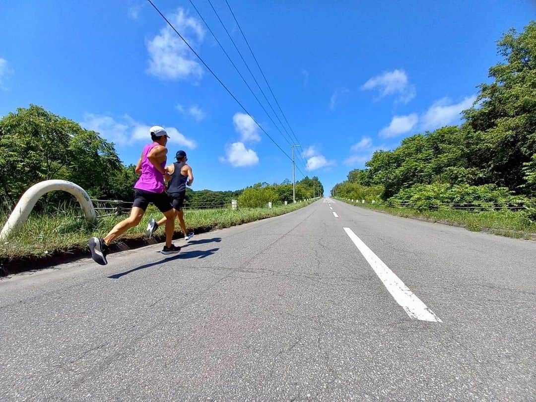 鎧坂哲哉のインスタグラム：「Long Run #網走 #景色最高 #コースきつすぎ  #nike #oakley  @ww.shuho」