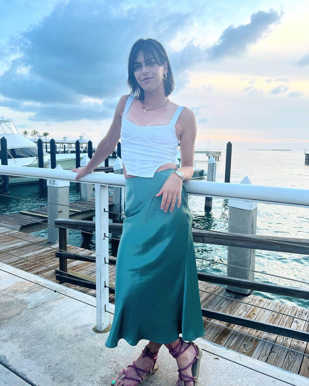 アイラ・トムリャノビッチのインスタグラム：「Enjoying a few more moments before this Flo heat kills me next week 😮‍💨」