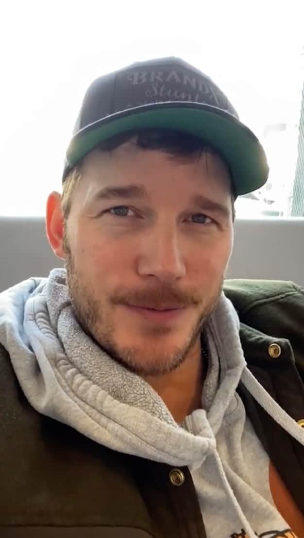 クリス・プラットのインスタグラム：「Pretty surreal watching this back – over 2 years ago I pitched #TheTerminalList to @primevideo. My buddy Jared Shaw brought @jackcarrusa’s book to me and I immediately knew that this had to become a TV series. It not only gave me the opportunity to grow as an actor, but as a producer as well. Thanks for watching @terminallistpv!」