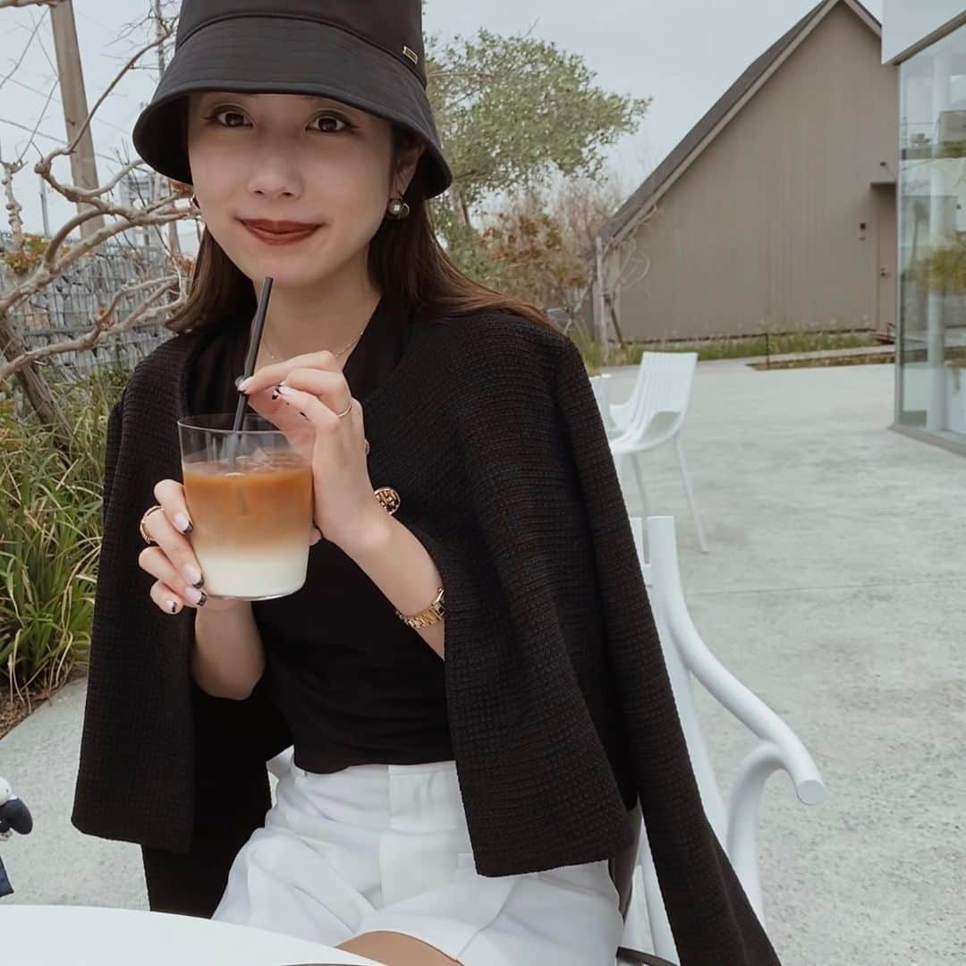 塚本いづみのインスタグラム：「. 家で作るカフェラテもこんな綺麗なツートンにしたい👏🏼🤎」