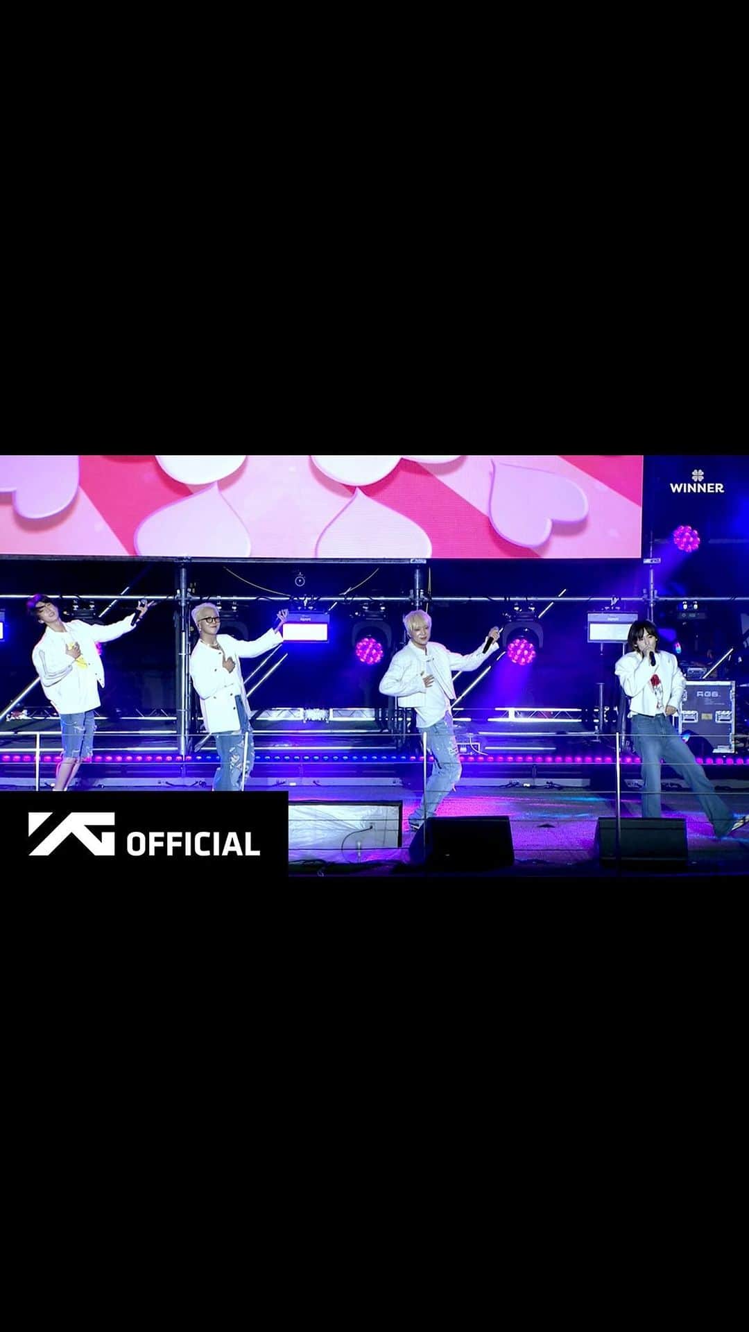 のインスタグラム：「[☁️WINNER☁️] HOLIDAY IN THE CITY ‘I LOVE U’ STAGE FULL CAM  ▶️https://youtu.be/0zn7m3vhUVI  #WINNER #위너 #4thMINIALBUM #HOLIDAY #TITLE #ILOVEU #SPECIALSTAGE #HOLIDAYINTHECITY #STAGEFULLCAM #YG」