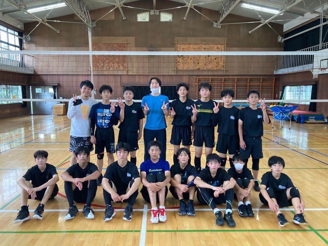 平田亮介のインスタグラム：「縁あって藤沢クラブでゲーム参加🏐💥 9月の全国大会、頑張れー🎌🎌」