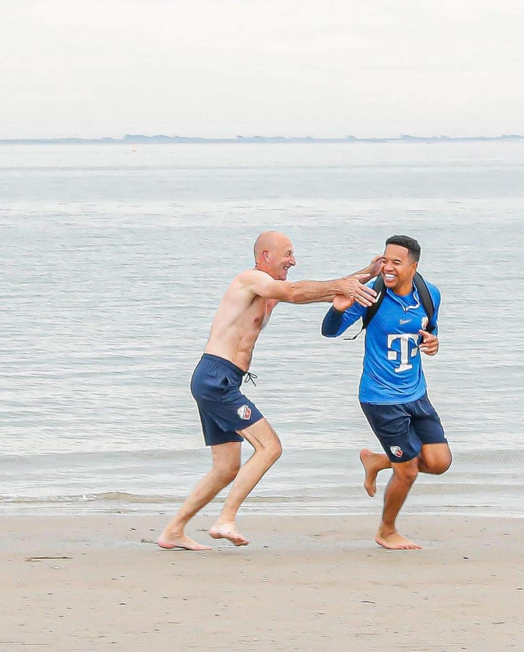 ウルビー・エマヌエルソンさんのインスタグラム写真 - (ウルビー・エマヌエルソンInstagram)「New season, new vibes ⚽️⚽️ trainings camp 🔋🔋」7月17日 17時22分 - urby28