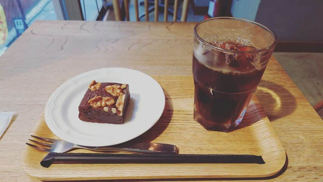 須貝駿貴さんのインスタグラム写真 - (須貝駿貴Instagram)「先週、池袋のCOFFEE VALLEYでアイスコーヒーを飲んだときのやつ。  好みの味を伝えたら、おすすめの豆を紹介してくれた。  今日もどっかのコーヒーショップ行ってみようかな～。」7月17日 11時18分 - sugai_shunki