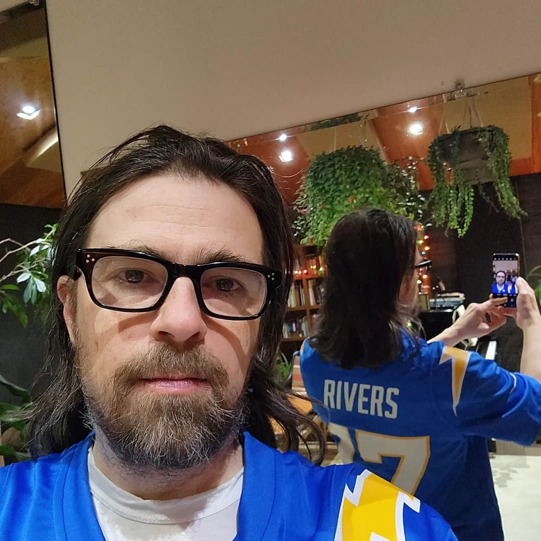 リヴァース・クオモさんのインスタグラム (リヴァース・クオモrivers_cuomo)