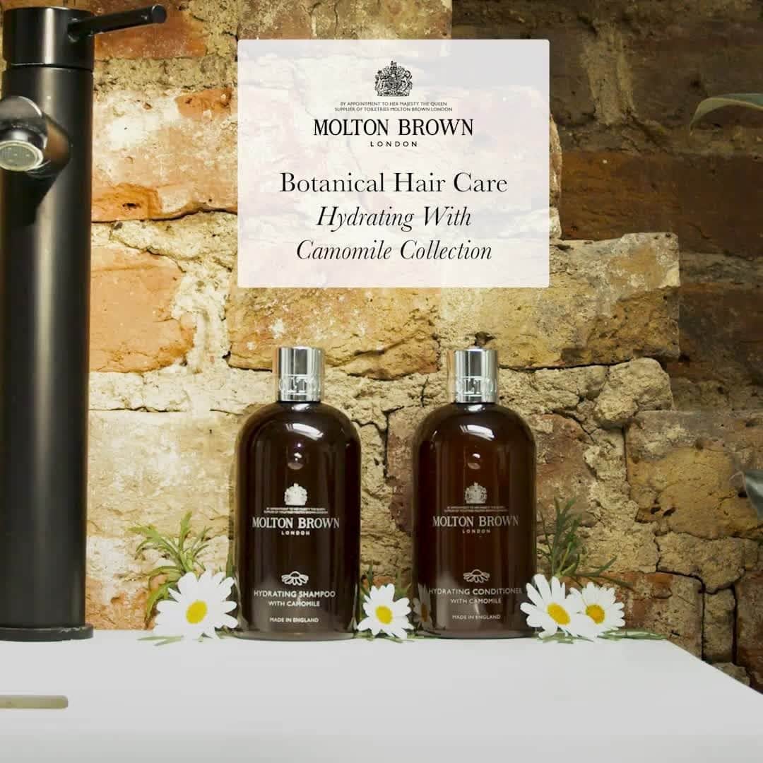 モルトンブラウンのインスタグラム：「Ready to revamp your hair care ritual? Leave your hair feeling silky-smooth, effortlessly shiny and lustrous with our Hydrating With Camomile duo.」