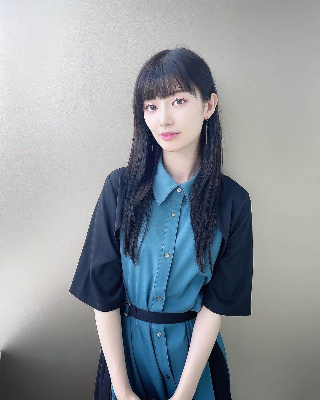 のインスタグラム：「#オンラインお話し会  ありがとうございましたー！✨ 今日の私服💙 . . #akb48 #オンラインお話し会 #ootd #私服 #hare #ワンピース」