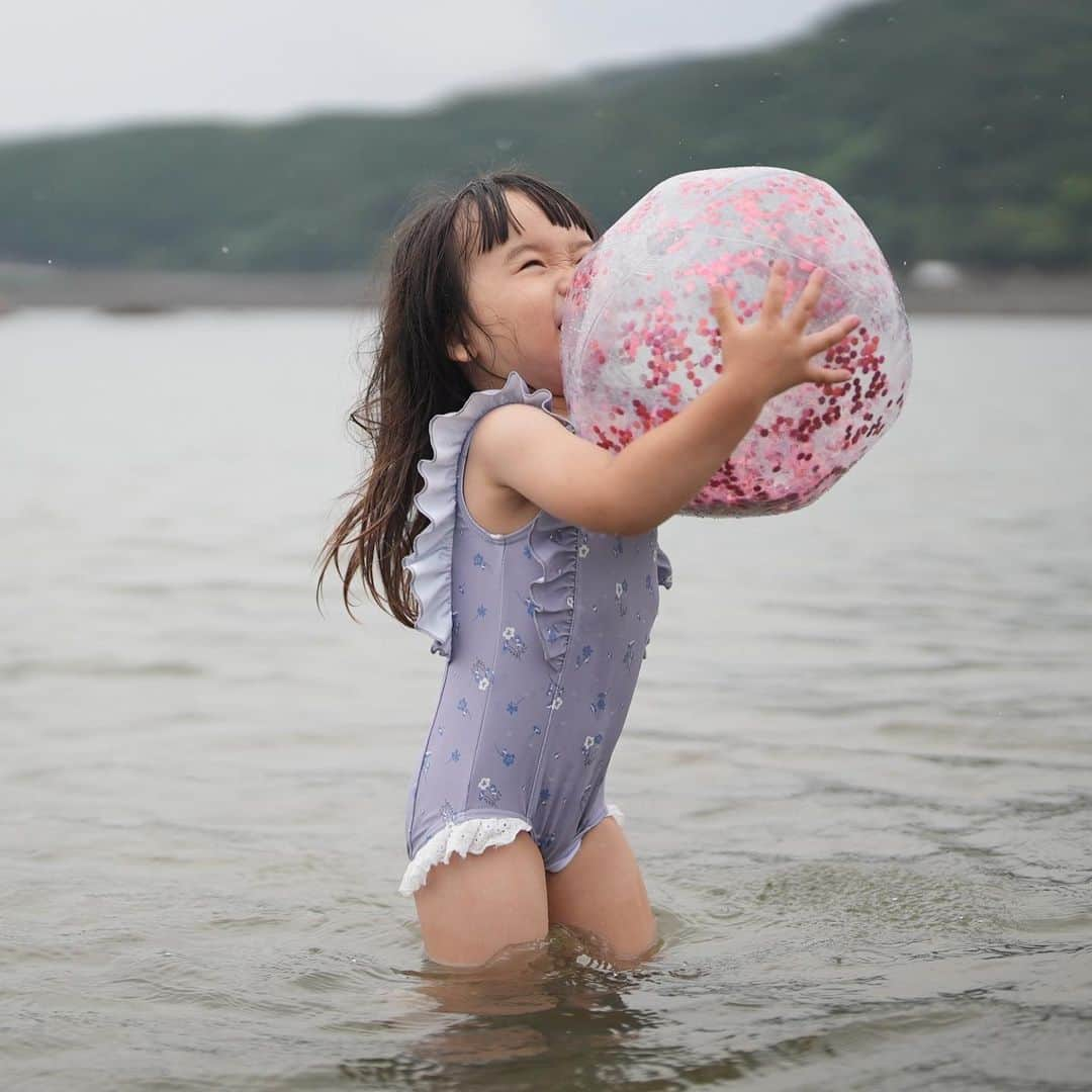 きりのさんのインスタグラム写真 - (きりのInstagram)「海が大好き🐠 今年はたくさん水遊びしそうだなぁ😂  #海水浴」7月17日 21時51分 - kirino0808