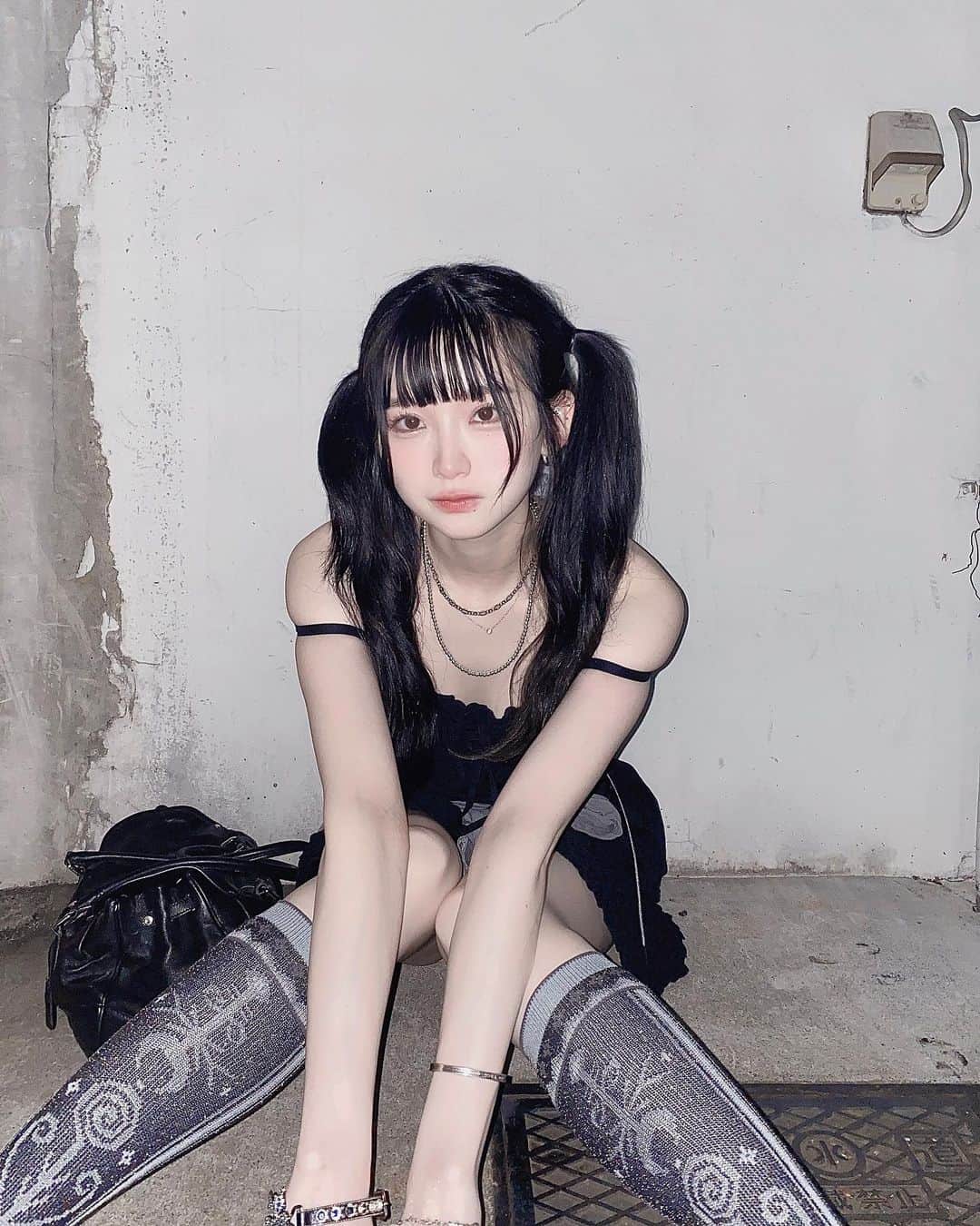 金子理江のインスタグラム：「にゃーん」