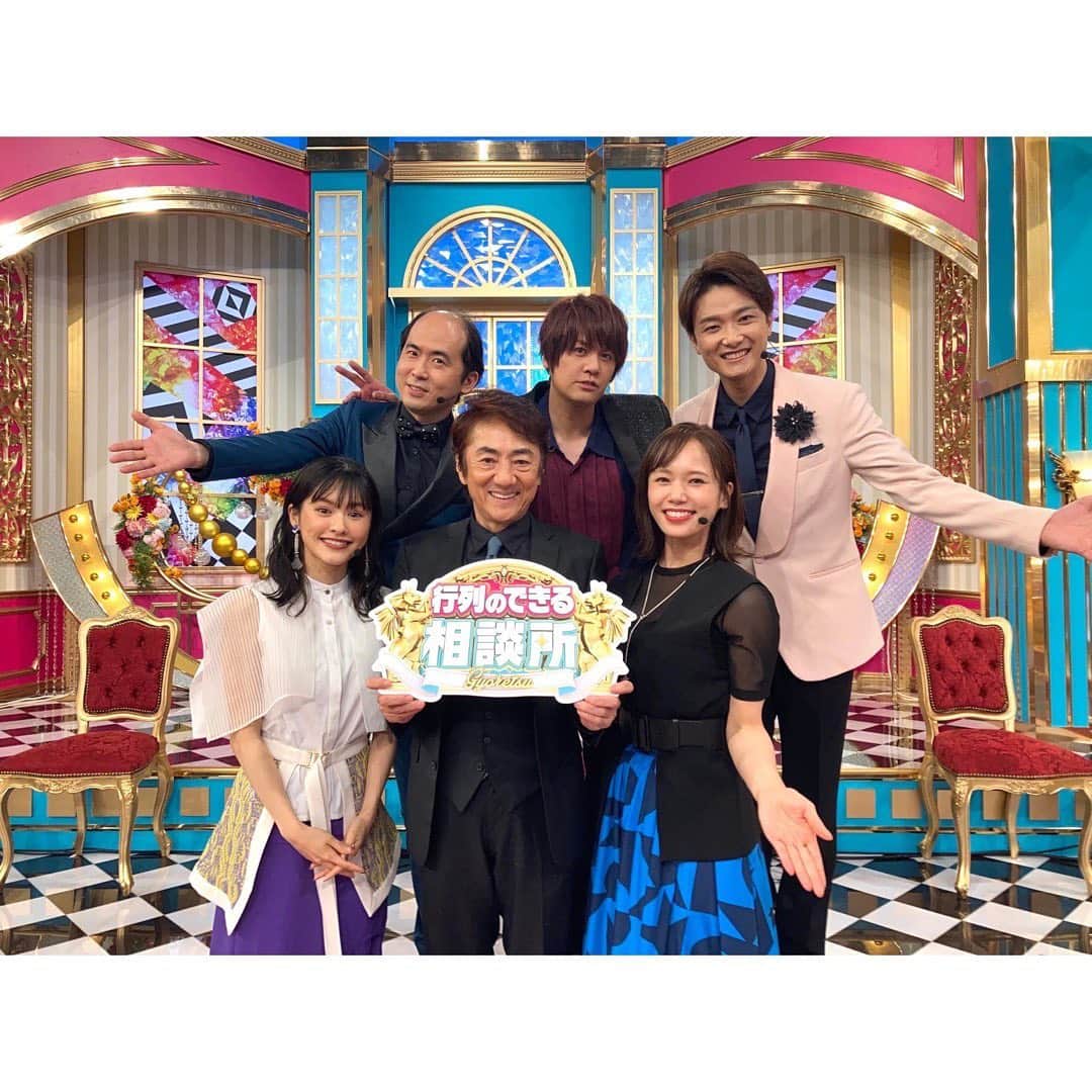 ソニンのインスタグラム：「． #行列のできる相談所 ミュージカルSP ありがとうございました‼️  👗 トップス @un3d_official スカート  @fray_id ネックレス @__vebet__  イヤリング @haku_fleur リング @hemca_official シューズ @dianashoespress  #市村正親　さん　#井上芳雄　さん　#浦井健治　くん　#斉藤司　さん　#昆夏美　ちゃん　#ソニン」