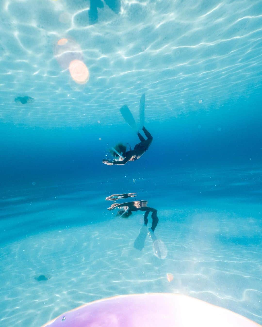 maakoのインスタグラム：「海の日🌊  あなたに包まれて 今がある🫧🐚😌♫  #海の日 #marineday」