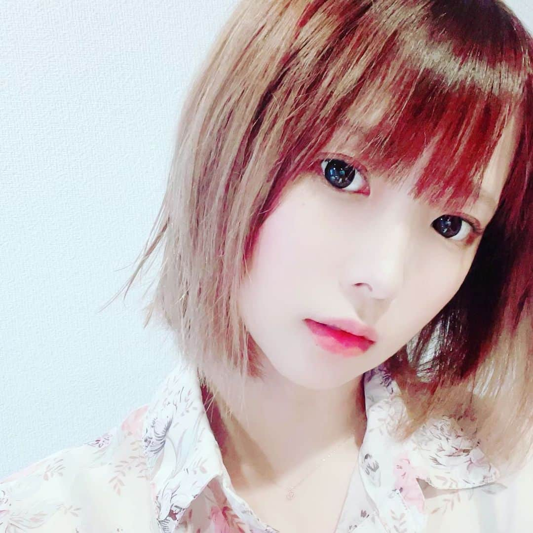 菅原千瑛さんのインスタグラム写真 - (菅原千瑛Instagram)「#髪の毛切りました #寝ぐせついてる」7月18日 14時56分 - 12hiroesugawara02