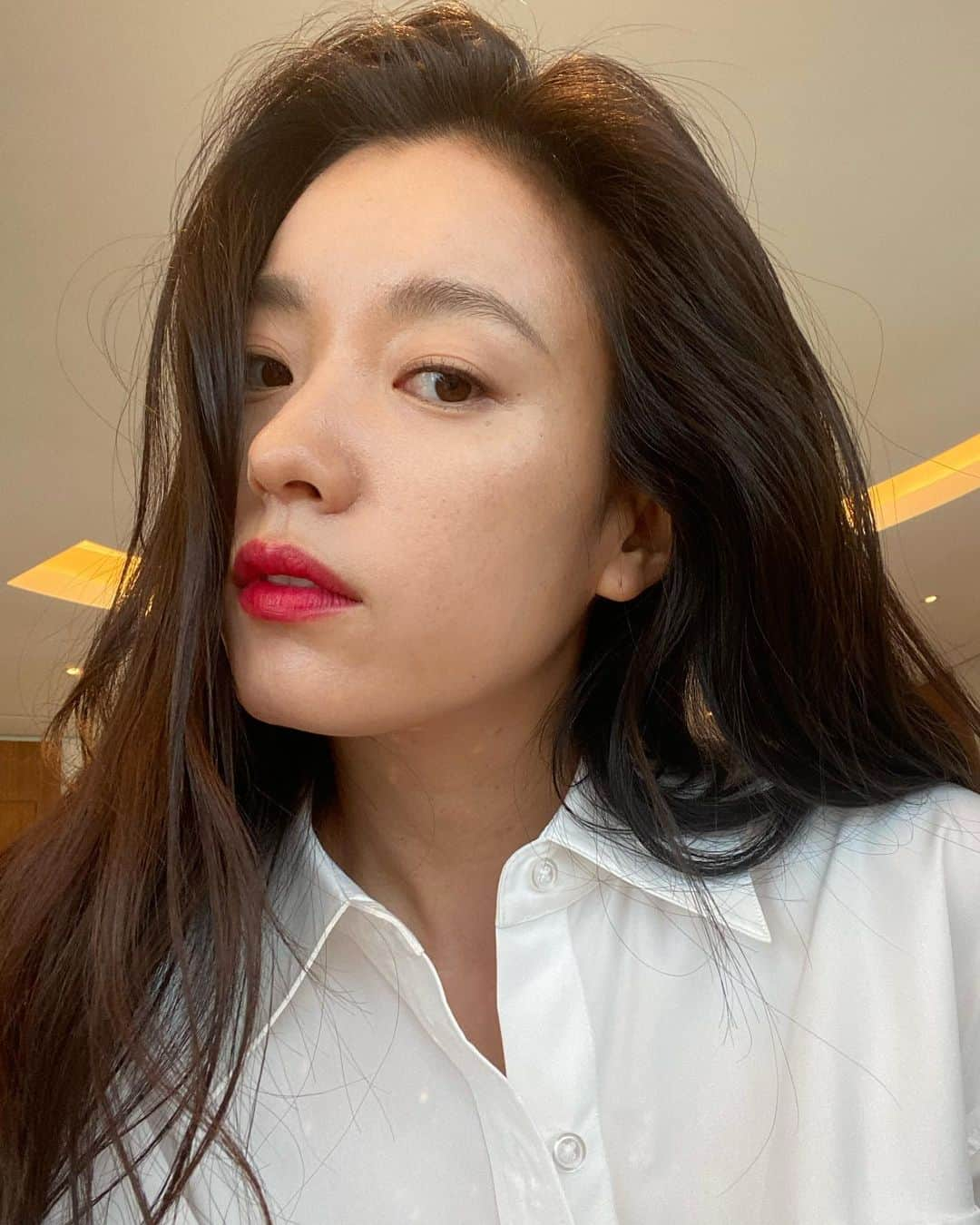 ハン・ヒョジュさんのインスタグラム写真 - (ハン・ヒョジュInstagram)「셀카 💋  #디어달리아 #deardhalia 💄」7月18日 15時17分 - hanhyojoo222