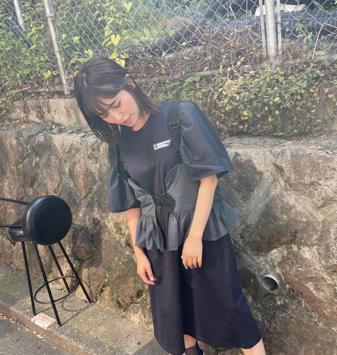 戸島花のインスタグラム：「@nontokyo_official   着るだけでテンションあがる服👗❤️‍🔥 ベストにたっぷり荷物も入るからカバンは持たずに出かけます🚶🚶  #nontokyo」