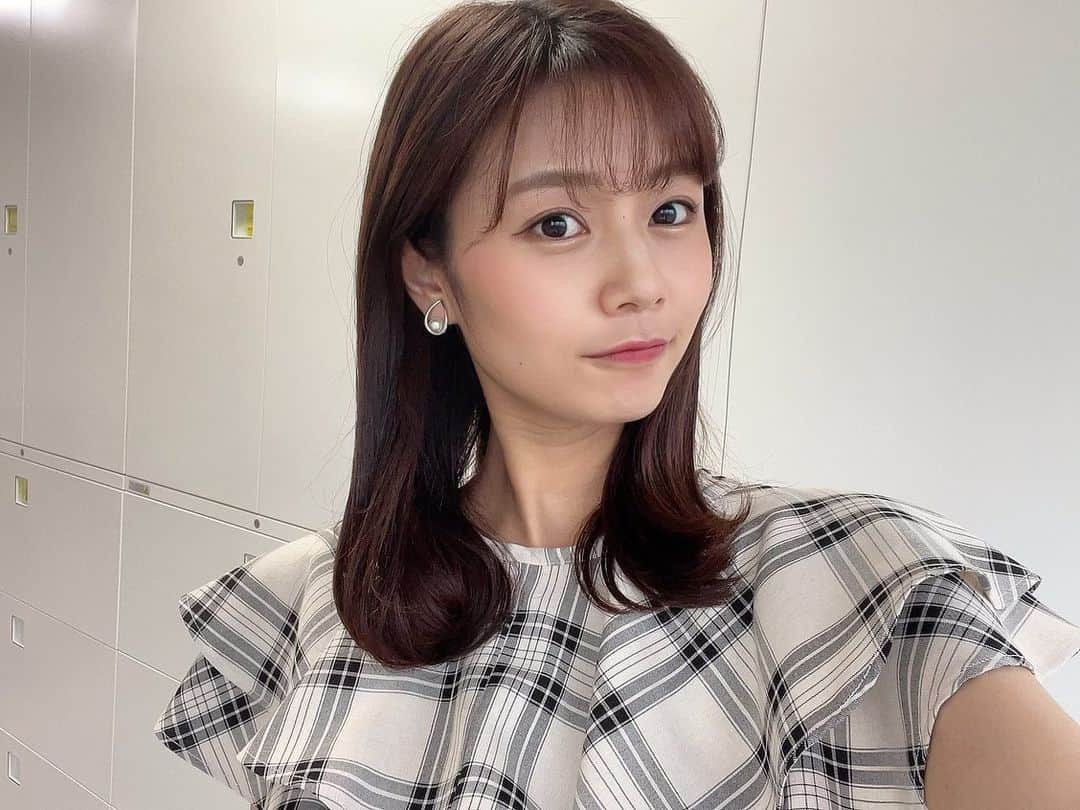 杉浦みずきのインスタグラム：「. #肌メンテナンス について 定期的に通ってる乳酸菌ピーリング🍼 ニキビできてたところが、やった直後赤みがだいぶひいてて即効性に驚いた😳 紫外線浴びまくっているのでまた整えに行きます😂  @unelimit_hana さんいつもありがとうございます✨❤︎  @unelimit_official   ・ ・ #乳酸菌ピーリング #ピーリング」