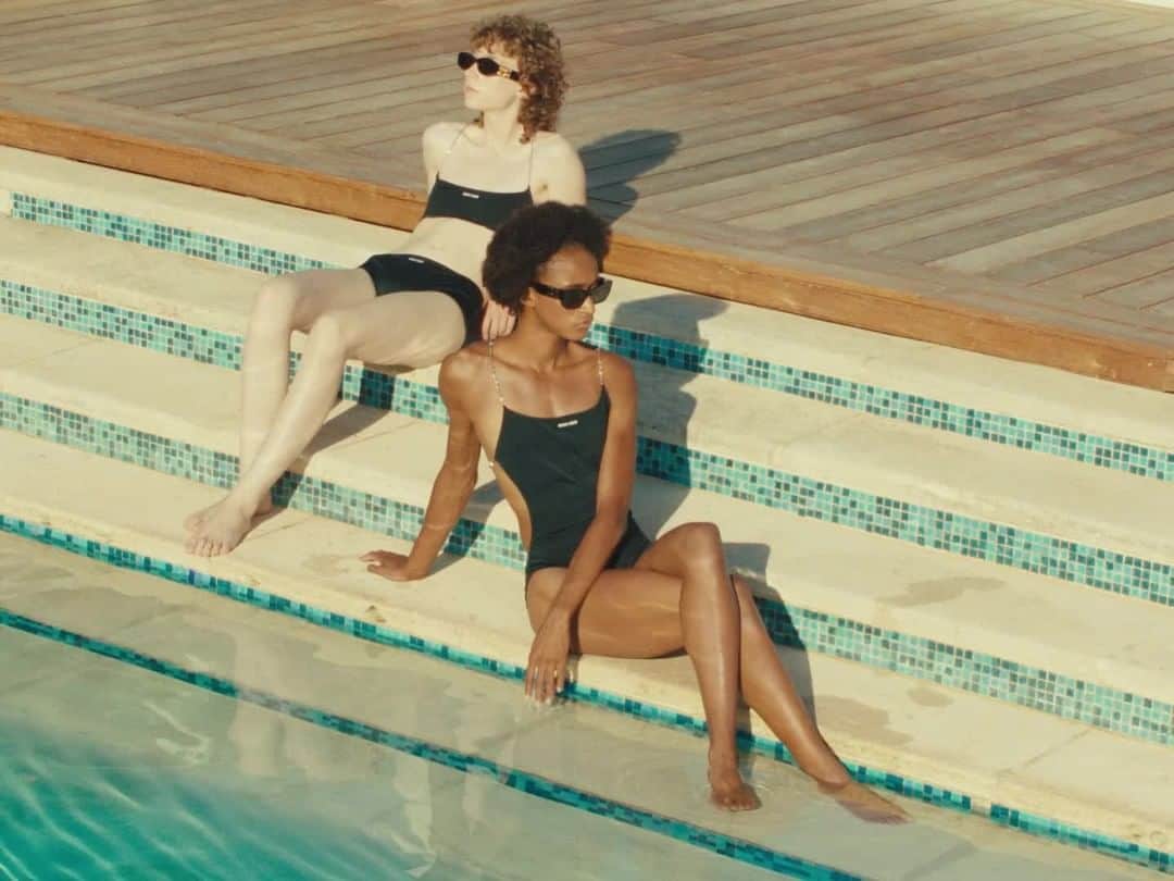 のインスタグラム：「Chapter 3: Lob.   Miu Miu launched the Miu Miu Tennis Club at an exclusive location in Saint-Tropez, offering selected guests a full range of leisure activities.  Discover the full film via link in bio.  #MiuMiu #MiuMiuTennisClub」