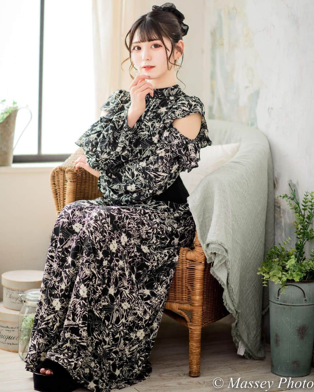 Hiro Matsushimaさんのインスタグラム写真 - (Hiro MatsushimaInstagram)「. . . . 「studio Coucou」で撮った写真です。 モデルは、結月ねねちゃんです。 It is a picture taken in the studio “studio Coucou”. Her name is Nene Yuduki. . . #ポートレート #ポートレート女子 #ポートレートモデル #ポートレート撮影 #ポートレート部 #ポートレートモデル撮影 #ポートレイト #ポトレ #被写体 #モデル #被写体モデル #被写体女子 #写真部 #美少女 #写真好きな人と繋がりたい #結月ねね #撮影会モデル #美女図鑑 #portrait #excellent_portraits #girlsphoto #lovers_nippon_portrait #portrait_perfection #portraitphotography #japanesegirl #japanesemodel #tokyogirl #good_portraits_world #모델촬영 #인물사진가」7月18日 20時09分 - massey_photo