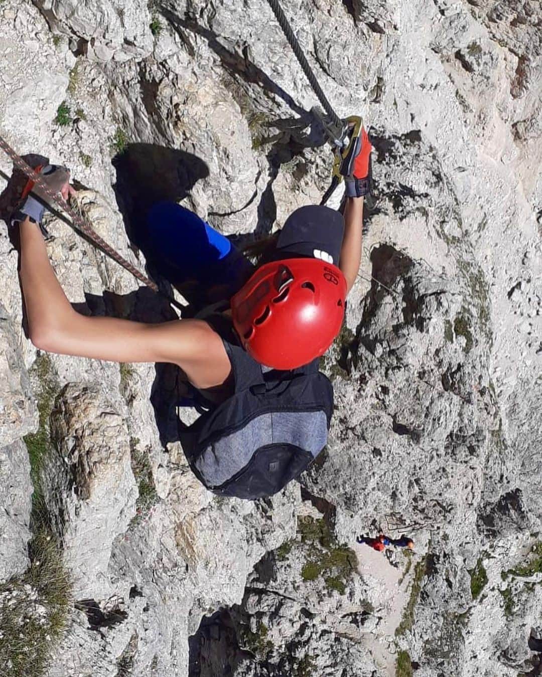 さんのインスタグラム写真 - (Instagram)「🧗‍♂️」7月19日 12時07分 - deniseschaefer