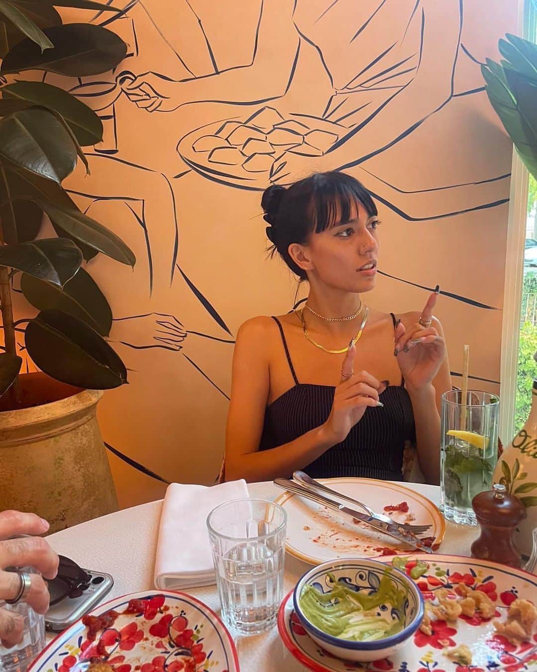 Janice Griffithのインスタグラム：「i know the kids r over the photo dump but i am not」