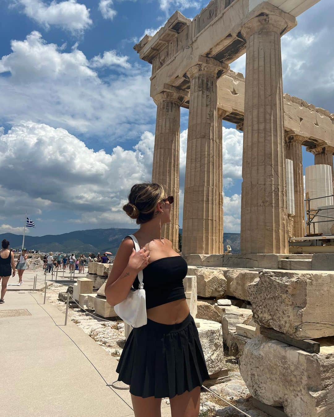 Nicky Gileさんのインスタグラム写真 (Nicky GileInstagram)「a day in Athens 🇬🇷」7月20日