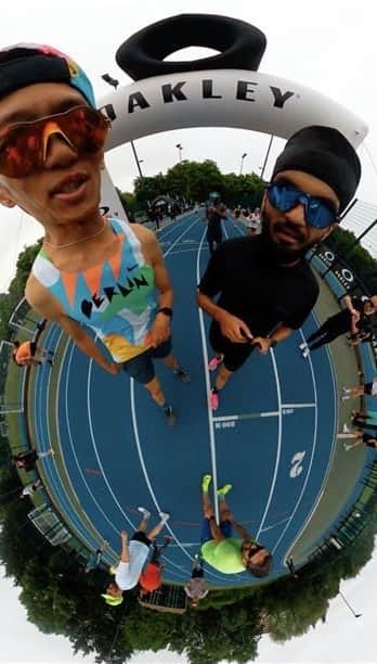 OAKLEYのインスタグラム：「London-based @trackmafia_ is all about community, inclusion and exploring new avenues within running. Their infectious energy inspires all those who take part. All you've got to do is show up. #resubzero #BeWhoYouAre」