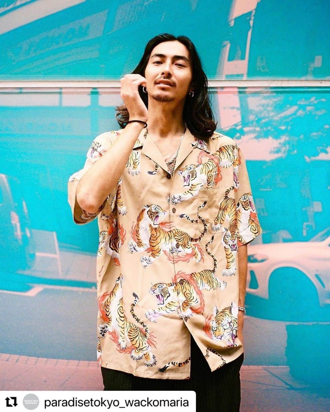 Daizo Yoshiokaのインスタグラム：「阪急限定✊ #Repost @paradisetokyo_wackomaria with @use.repost ・・・ NEW ARRIVAL WACKO MARIA HANKYU MEN’S TOKYO EXCLUSIVE ITEM  TIM LEHI / WACKO MARIA / HAWAIIAN SHIRT  WACKO MARIA / MIAMI SHIRTS & SHORTS  7月 23日 (土)11 : 00よりWACKO MARIA HANKYU MEN’S TOKYOにて発売致します。  商品に関するお問い合わせは直接店舗までお願い致します。  WACKO MARIA HANKYU MEN’S TOKYO 阪急MEN'S TOKYO 6階   住所：〒100-8488 東京都千代田区有楽町2-5-1 TEL：03-6252-5399  #timlehi #wackomaria #guiltyparties #paradisetokyo」