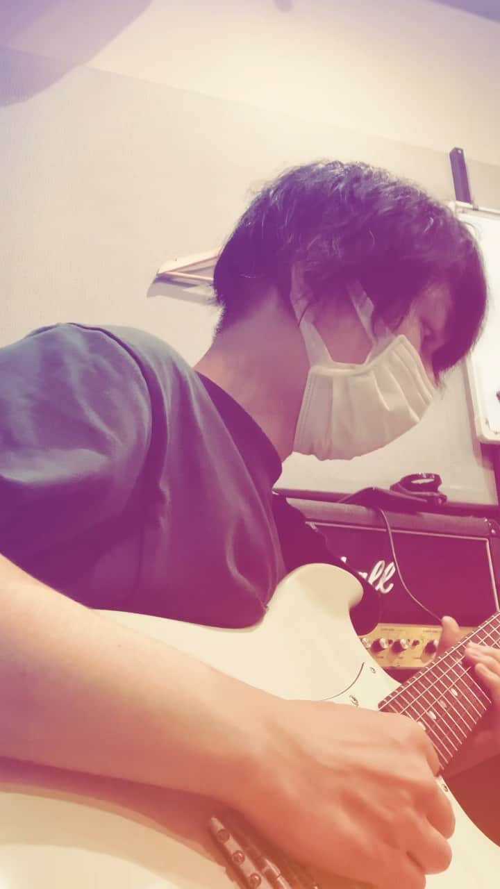 きったーのインスタグラム：「Jam Session guitar & looper & drum  #guitar #guitarist #guitarmusic #session #looper #jam #jamsession #guitarmusic #jazz #guitarsolo #music #rock #funk #neosoul #soul #marshall #instaguitar」