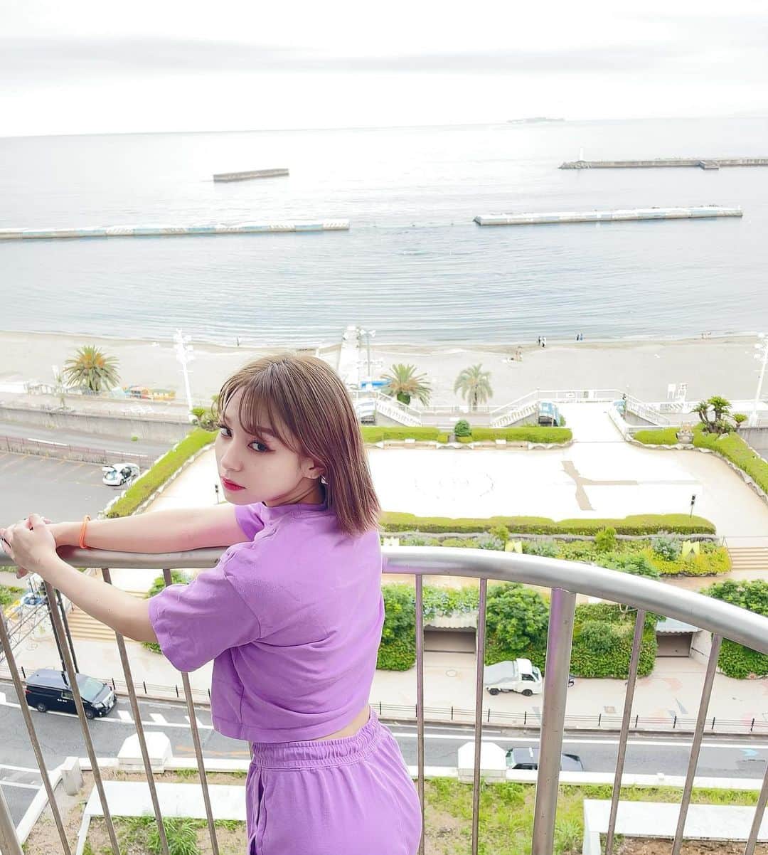 鈴木ユリアのインスタグラム：「. ちょーと前のこれまた載せるの忘れてたぽ 🌞🌴🌺✨」