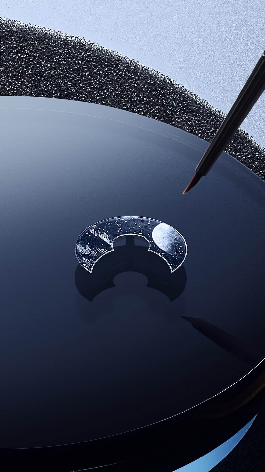 ジャガールクルトのインスタグラム：「Highlighting the Métiers Rares Workshop. #Master _ Master Hybris Artistica Calibre 945 Designed, made and assembled in our Manufacture _ For the first time, grisaille enamel – a technique dating back to the 14th century, has been introduced to Jaeger-LeCoultre’s repertoire. It perfectly embellishes the new Master Hybris Artistica Calibre 945’s beautiful star map and depicts with utmost artistry the sky that we see above us at night. A delicate and highly complex work by our artisans from the Métiers Rares Workshop. _ #JaegerLeCoultre #TheStellarOdyssey #HomeofFineWatchmaking #Master #HighComplications #HybrisArtistica #Watchmaking #Craftsmanship #SavoirFaire」