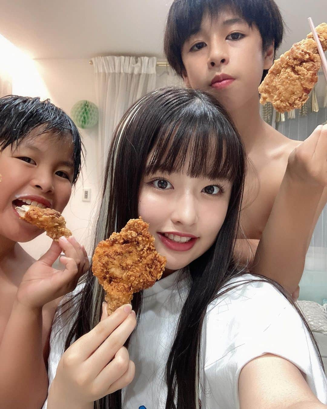 りりさんのインスタグラム写真 - (りりInstagram)「なり、おうせ らんらんは最近うつってくれない😿  #showroom #おりりroom #jmix #ジェイミックス #model #モデル #fjk #りり」7月20日 19時40分 - riiiiiriiii0308