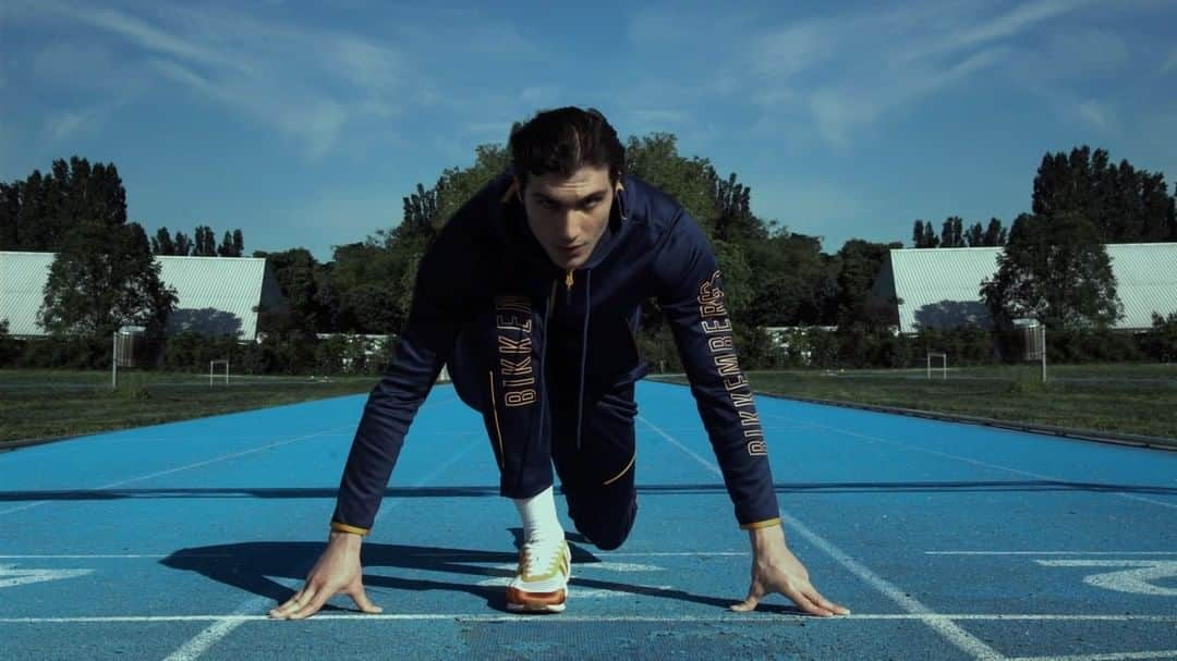 ダーク ビッケンバーグのインスタグラム：「Bikkembergs SS2022 collection celebrates tenacity and determination. Shop the looks on www.bikkembergs.com.  #DirkBikkembergs #Bikkembergs #SS22」