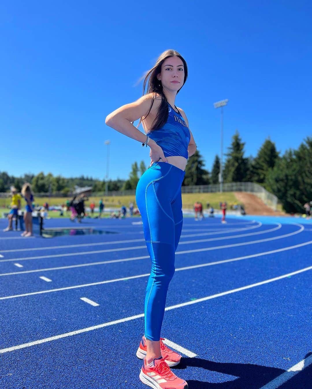 アレシア・パヴェーゼのインスタグラム：「Training in Eugene 🇺🇸✨ #eugene #oregon #usa」