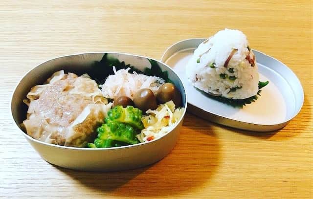 池谷のぶえのインスタグラム：「えんぶさんのwebで「池谷のぶえの人生相談の館」というコラムを書いていますが、Instagramはここにリンクを貼れなくて寂しいです。  どうかみなさま、ご自身の力で辿り着いてください。  今月は、マギーさんからのご相談です。  http://enbu.co.jp/nikkanenbu/iketani-064/  #ああ人生」