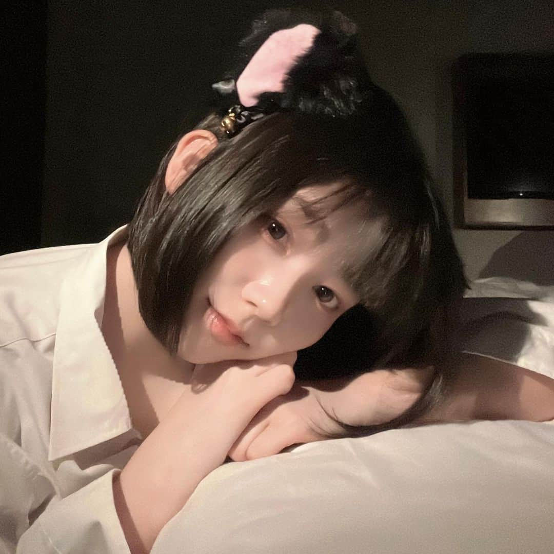 米倉れいあさんのインスタグラム写真 - (米倉れいあInstagram)「🐈‍⬛」7月21日 23時59分 - reia_yonekura_official