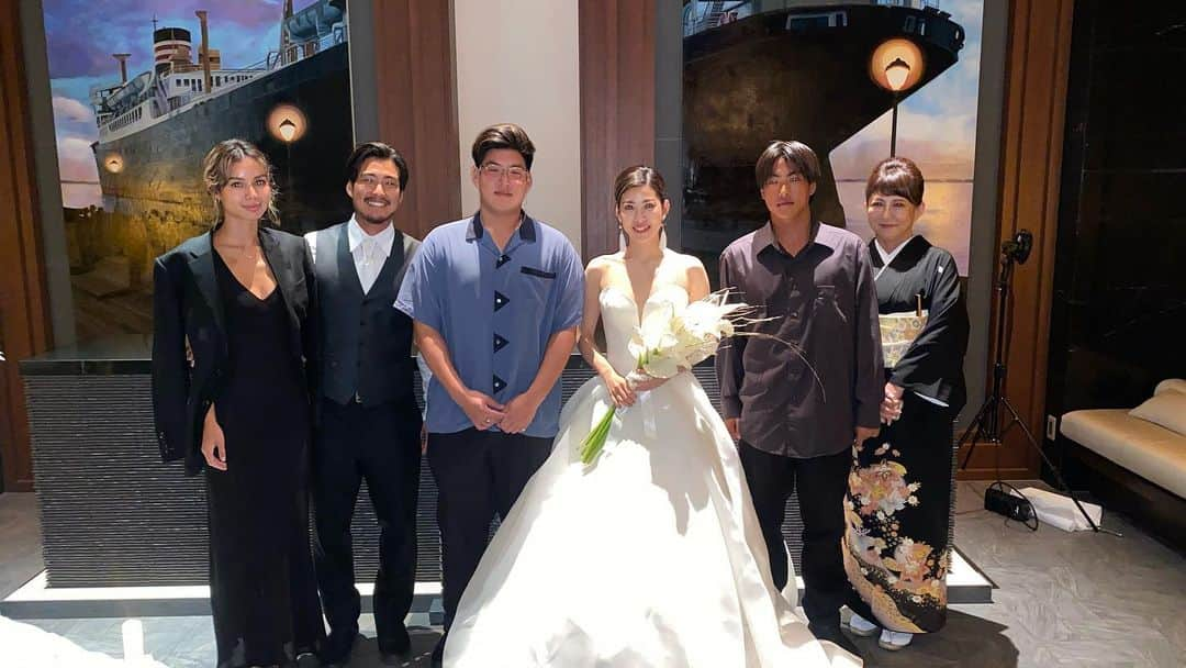 大橋海人さんのインスタグラム写真 - (大橋海人Instagram)「最高の結婚式でした。 妹をよろぴく @akihito_ohba  @kailiohashi  おめでとう🌹」7月22日 0時28分 - kaitoohashi