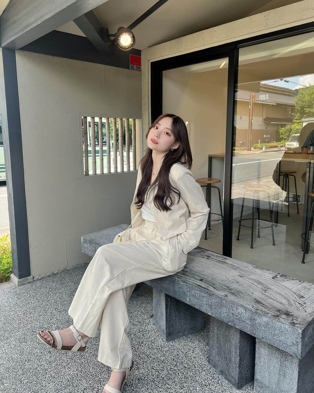ゆうなのインスタグラム：「いっぱい歩いていっぱい食べて楽しい日🌻🌻」