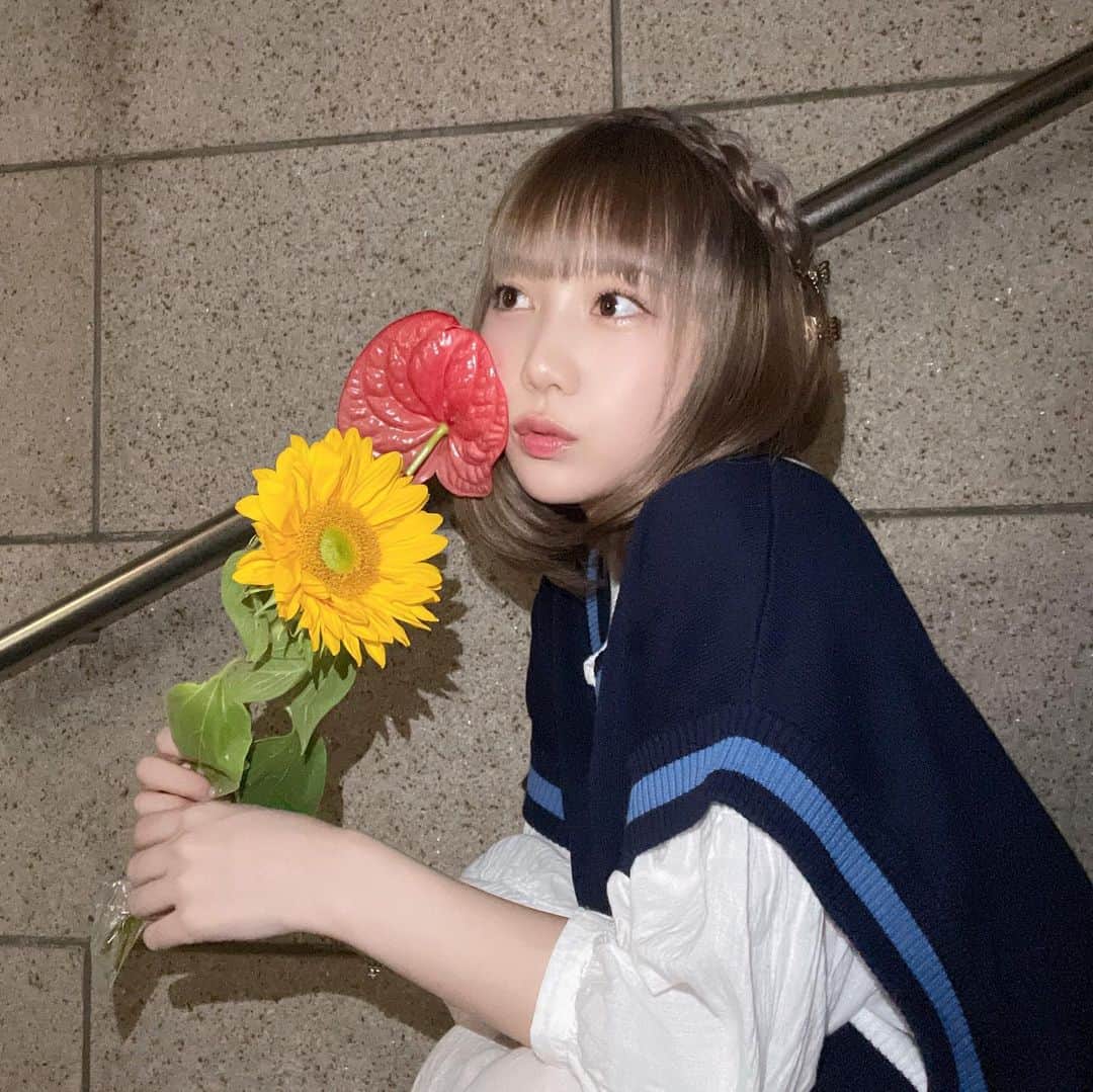 のインスタグラム：「🌼」