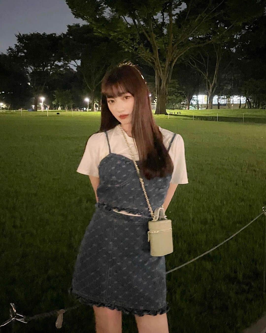 河﨑莉奈のインスタグラム：「いよいよ来週フリマだね＼(^^)／  みんなdmとかコメントいつもありがとう💌 久しぶりのイベントでドキドキしてるㅎㅎ  そんな今日は作業dayなのである💻✏️ みんなはどんな1日を過ごしたのかな？👧🏻  みんなの1日に幸せ~って思える瞬間がありますように🫶🏻」