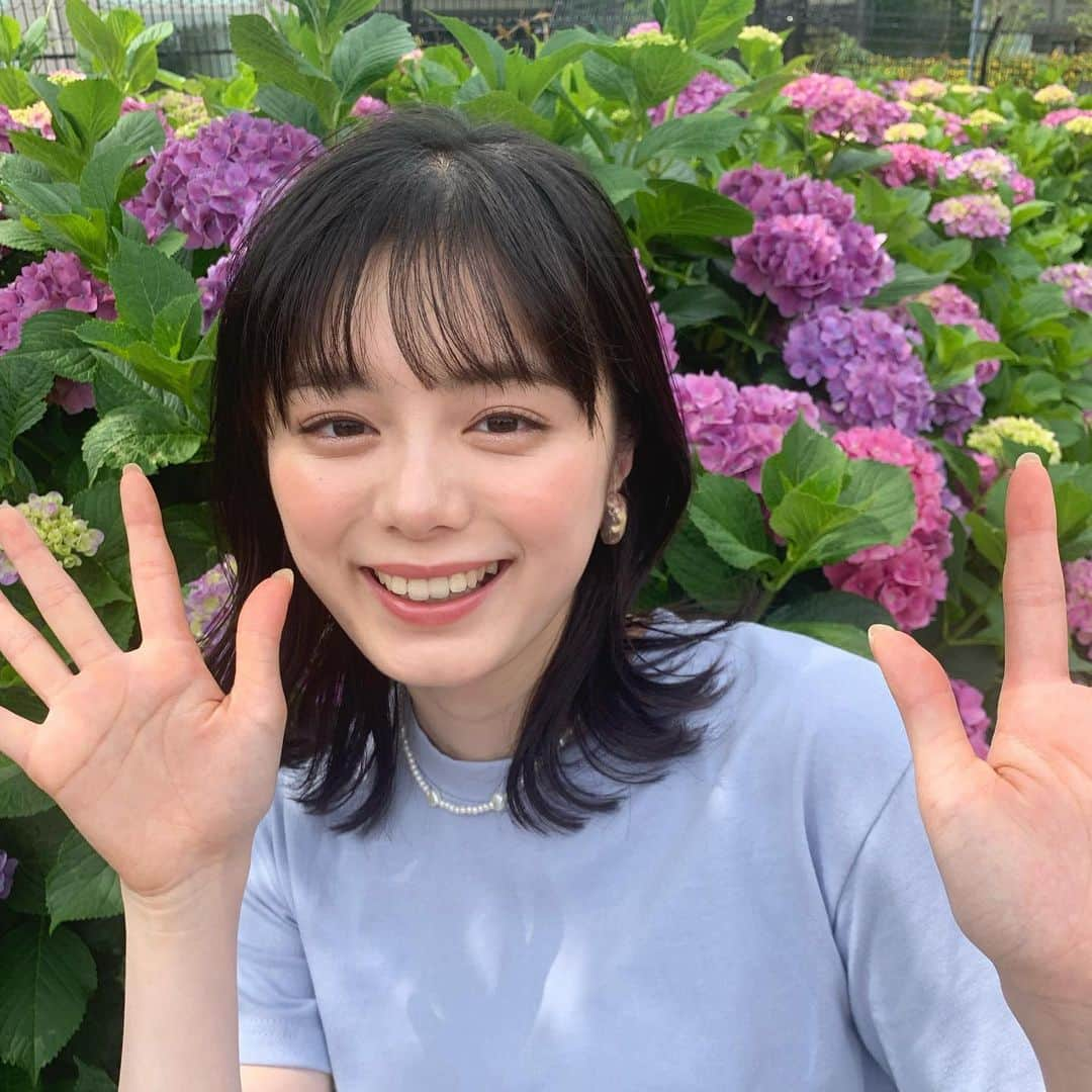 紺野彩夏さんのインスタグラム写真 - (紺野彩夏Instagram)「non-no 9月号発売中です〜！ 今月はわたしのリアル私服が載ってるページもあるので、ぜひチェックしてください☺︎ 一緒に夏ビジュ強化しましょう〜🫶」7月21日 19時44分 - ayaka_konno_official