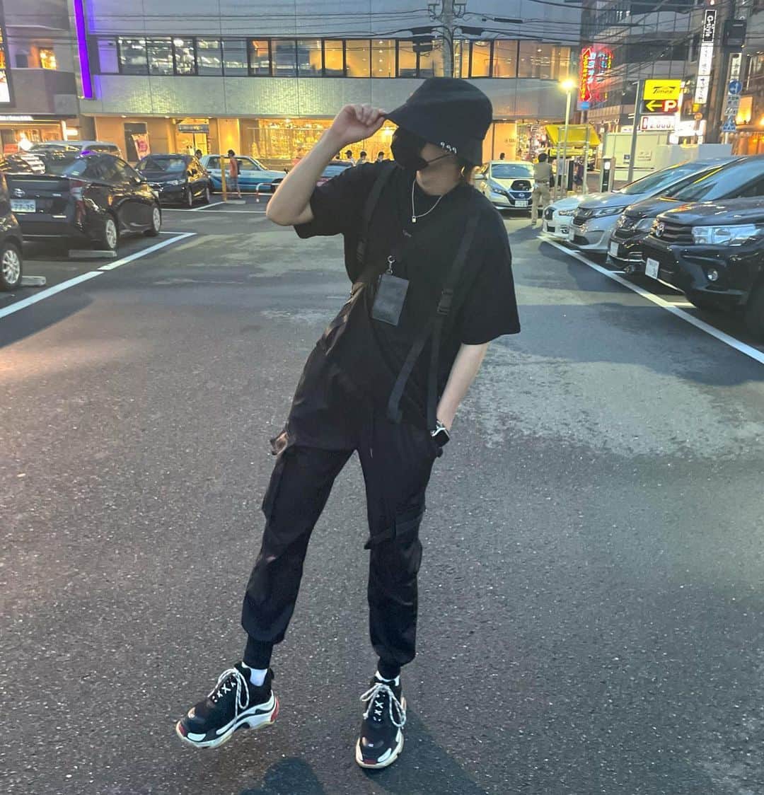 中村瑠偉斗のインスタグラム：「. . OFF . . #outfit #outfits #love #instagood #photooftheday #fashion #beautiful #happy #cute #tbt #instagram #instapic  #instagood #instalike  #instafashion #like4likes  #likeforfollow #likelike  #좋아요#좋아요반사	 #좋아요그램#좋아요태러	 #좋아요환영	#인스타그램	 #일상#일상스타그램 #일상룩	#데일리	#데일리그램」