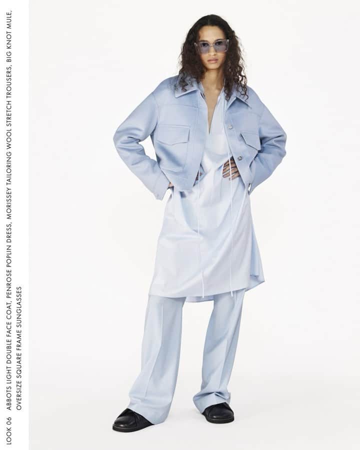 ジョゼフのインスタグラム：「Presenting the Autumn 2022 collection: harmonising modern influence with JOSEPH iconic design codes.   Co-Creative Directors: Anna Lundbäck Dyhr and Frederik Dyhr Photographer: @markrkean  Stylist: @smrichardson1 Casting : @piotrchamiercasting Models:  @jen___thomson and @vilmasj Hair: @keiterada Makeup: @gemmasmithedhouse  Shop the collection online and instore now. #JOSEPHfashion」