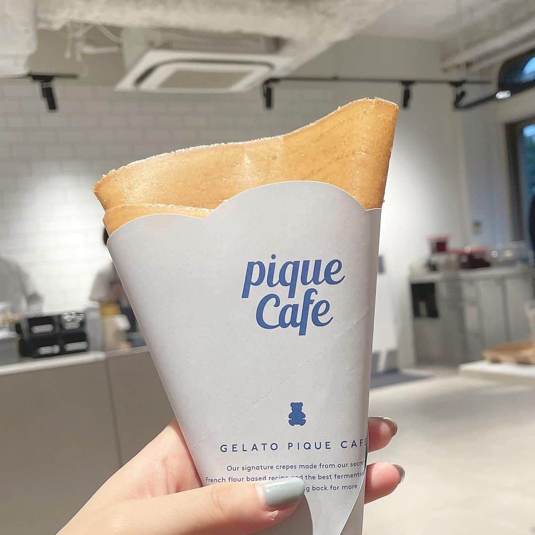 井口綾子さんのインスタグラム写真 - (井口綾子Instagram)「@gelato_pique_cafe 💙🧸  かさぶたいたい🥲」7月21日 20時19分 - ayako_inokuchi